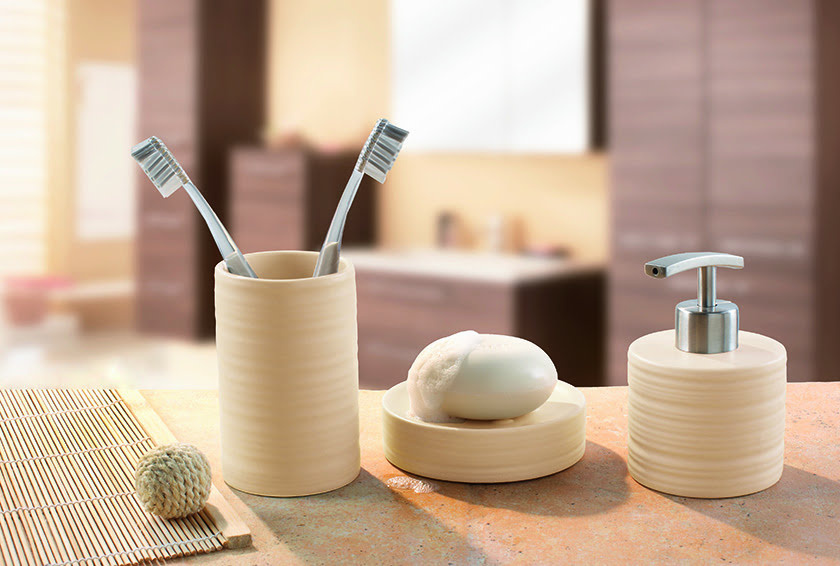 kopalnica spa dodatki posodica za milo lonček za ščetke komplet