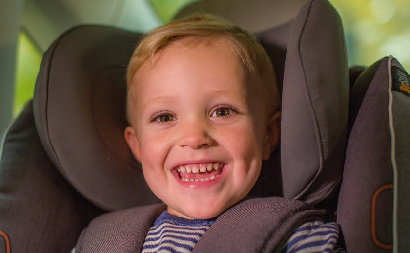 otroški sedež komfort veselje nasmeh otrok