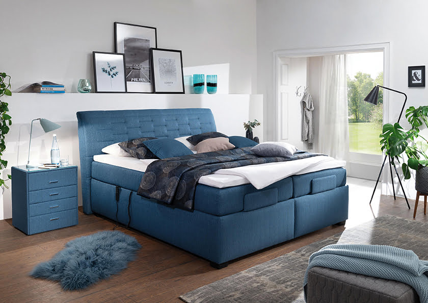 boxspring postelja modra dekor