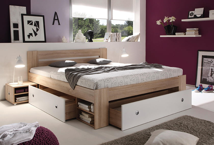 masivna postelja predali shranjevalne površine dekor