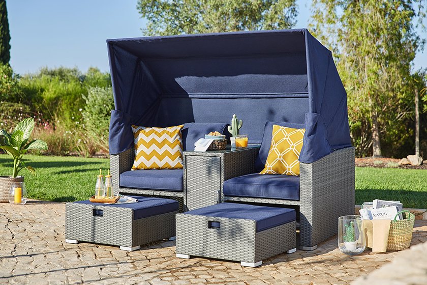 vrtni ležalnik počivalnik vgrajen senčnik podstavek za noge