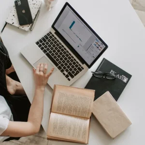 Delo od doma: Kako postanemo gospodarji svojega časa?