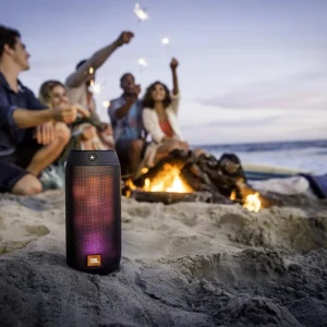 Popoln zvok na plaži - prenosni zvočniki JBL