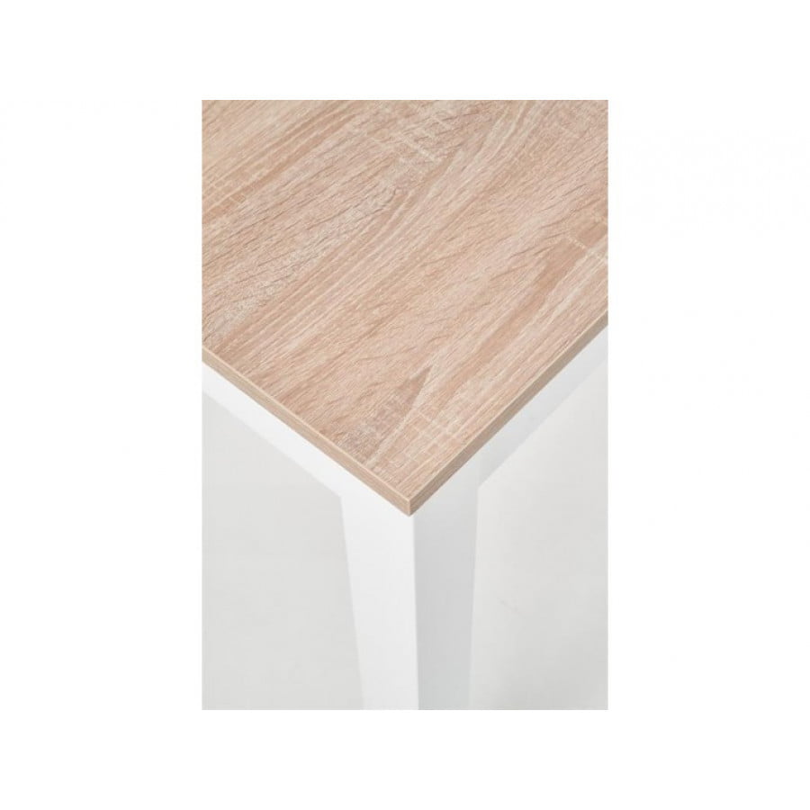 Jedilna miza ZAVI sonoma je narejena iz kakovostnih materialov. Je sodobna, elegantna in stabilna. Dimenzije: - D: 120 x G: 68 x V: 76 cm Material: -
