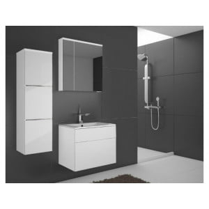 Kopalniški blok OTO M je odlične kvalitete, narejen iz kakovostnih materialov. Vsebuje omarico z ogledalom, omarico pod umivalnikom in visečo omarico.