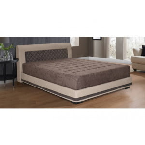 Udobna in kvalitetna postelja SARA vam zagotavlja miren spanec. Je dvižna, ima velik predal za shranjevanje vaših stvari. Dobavljiva je v treh barvah.