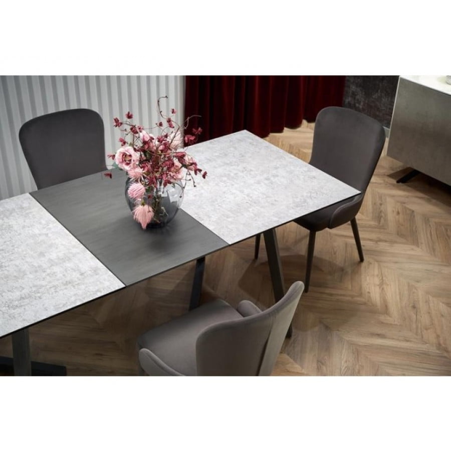 Raztegljiva miza TIZIAN je idealna miza za jedilne prostore, kjer se zbere več ljudi. Je sodobna, elegantna in zelo kvalitetna. Dimenzije: - D: 160/210 x G: