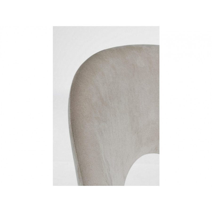 Kuhinjski stol LINZEY siva je narejen iz naravnega lesa, oblogo ima iz poliuretanske pene in prevleko ima iz žameta. Material: - Les - Pena - Tkanina kot