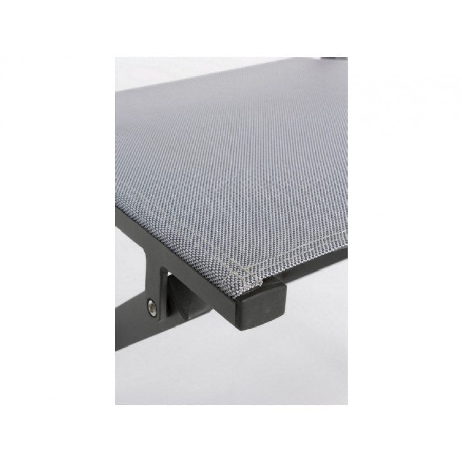Zložljivi vrtni stol ELIN LH32 antracit je narejen iz aluminija in je prašno barvan (poliester). Hrbet in sedež sta iz tekstila. Material: - Aluminij -