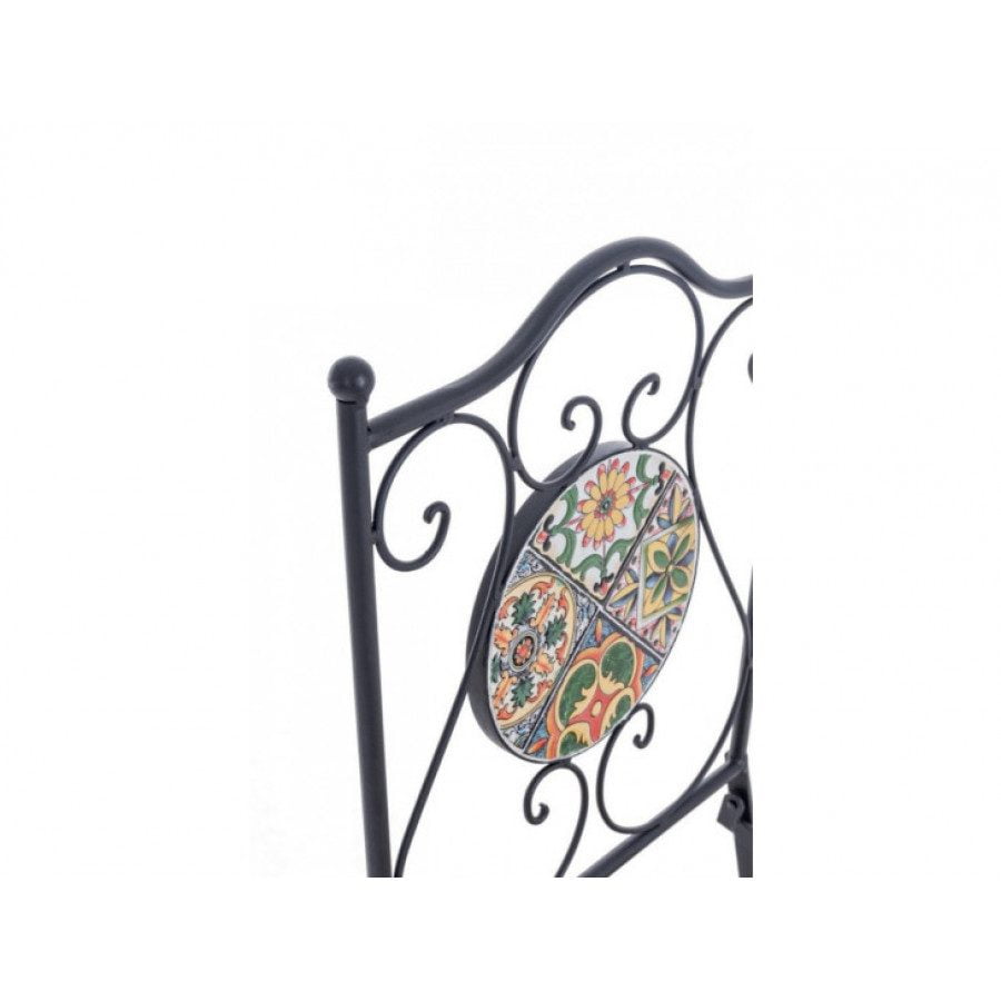 Zložljivi vrtni stol NAXOS ima jekleni okvir in keramično dekoracijo sedeža ter hrbta. Material: - Jekleni okvir Barva: - Keramična dekoracija Dimenzije: