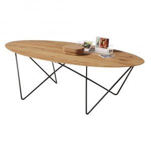 Ta čudovita elipsasto oblikova klubska miza izstopa zaradi elegante izčiščene oblike. Tanke kovinske okrogle nogice v zaviti obliki so črno prašno