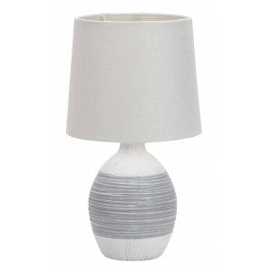 Material:: Keramika, Tkanina/PVC Primerne žarnice: E14 Količina žarnic: 1x40W Barva:: Bela Energijska nalepka: A++ - E Teža: 0,60 kg Žarnice: niso