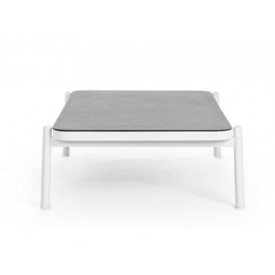 Vrtna mizica FLORENCIA 120X75 WG20 bela ima aluminjasti okvir, prašno barvan (poliester) ter stekleno ploščo. Material: - Aluminij - Steklena plošča