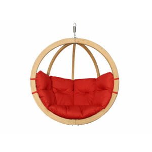 Leseni viseči fotelj Globo Swing je narejen iz zlepljenega lesa iz smreke. Les je olivne barve, ker je bil impregniran, kar omogoča visoko odpornost na