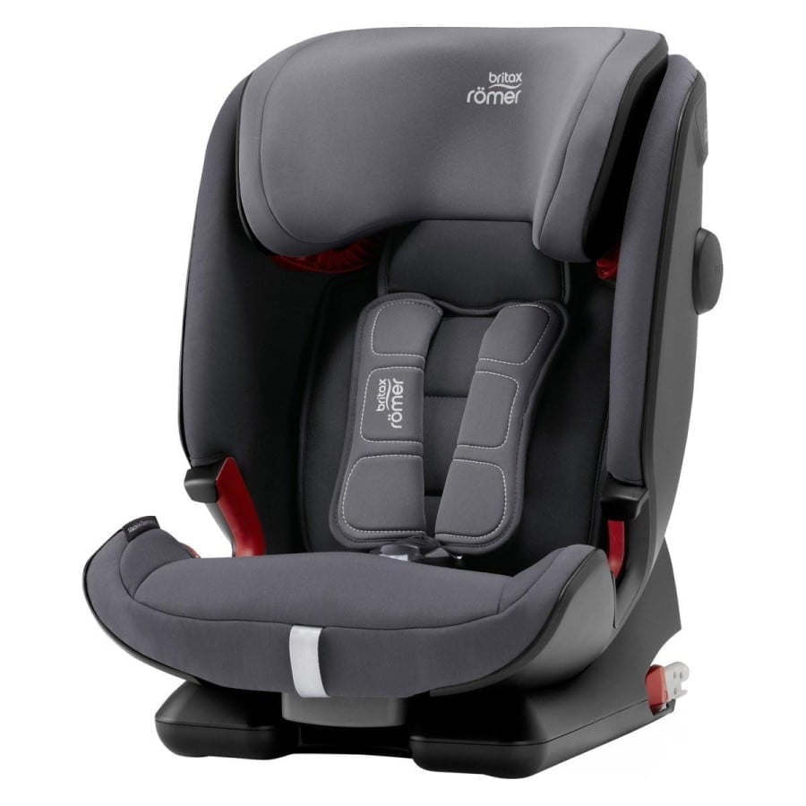 Avtosedež Britax Römer Advansafix IV R je oblikovan za varno in udobno vožnjo otrok