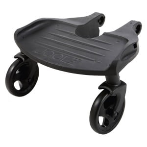Dodatna polička je primerna za otroke do 20kg. Kompatibilna je z vsemi vozički z vodoravno ali navpični usmerjenim delom ogrodja. Montaža je enostavna