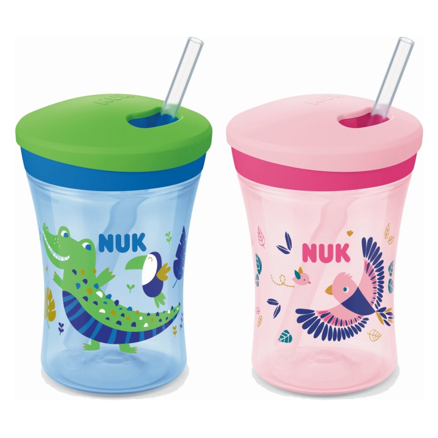 NUK Evolution Action Cup Cameleon je lonček posebej zasnovan za otroke od 12. meseca dalje. Lonček ima Cameleon efekt po čimer je tudi dobil ime. Barva tiska se namreč spreminja glede na temparaturo vsebine lončka. Prilagodljiva slamica je nežna do otroških dlesni