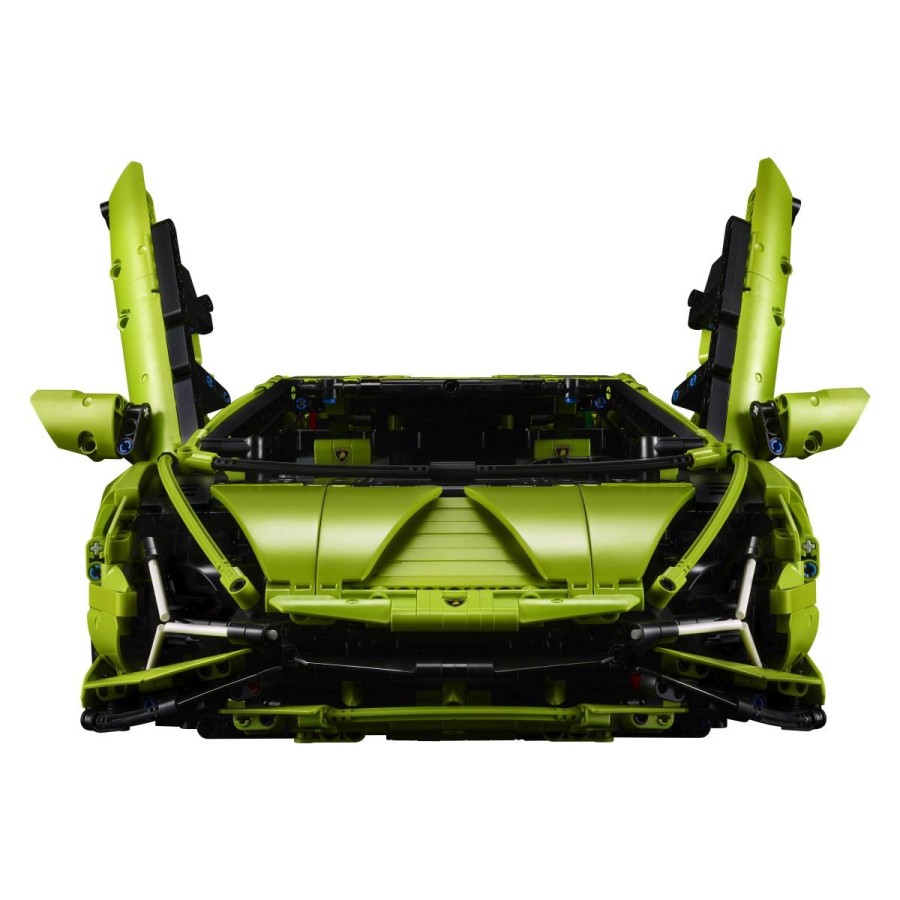 odškrneš košček vsakdanjega življenja in s kompletom LEGO® Technic oživiš izjemni Lamborghini Sián FKP 37. Model v velikosti 1:8 res povzame ves dizajn originalnega načrtovalca avtomobila