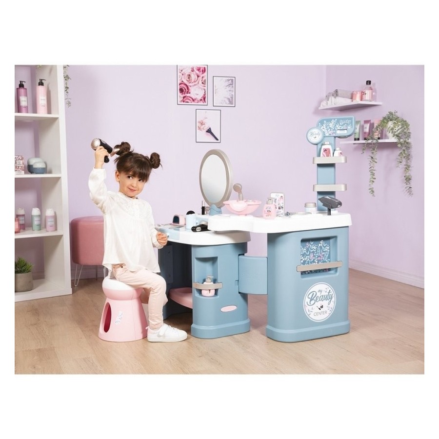 francoskega proizvajalca Smoby. Elektronska kozmetična mizica My Beauty Center 3v1 ponuja dečkom in deklicam od 3. leta popolni welness program