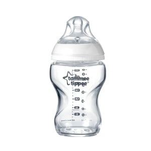 Steklena steklenička namenjena novorojenčkom
