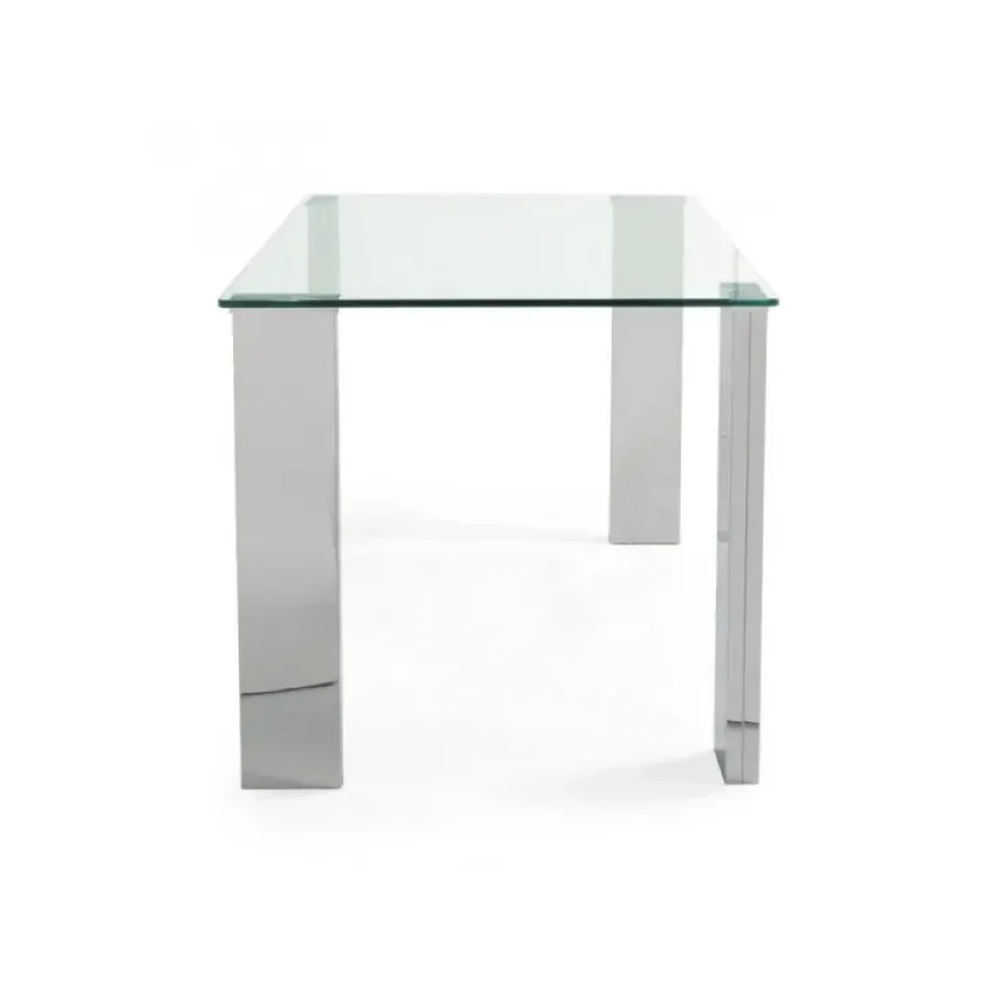 Jedilna miza NEW ARLEY 140X80 ima mizno ploščo izdelano iz kaljenega stekla debeline 12 mm. Noge pa so izdelane iz MDF - ja, ki je oblečen v kromirano