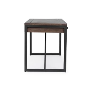 Pisalna miza CALIXTE je dobavljiva v rjavo-črni kombinaciji. Miza ima kovinsko ogrodje, mizna plošča je iz lesa. Predali so iz MDF-a. Dimenzije: širina: