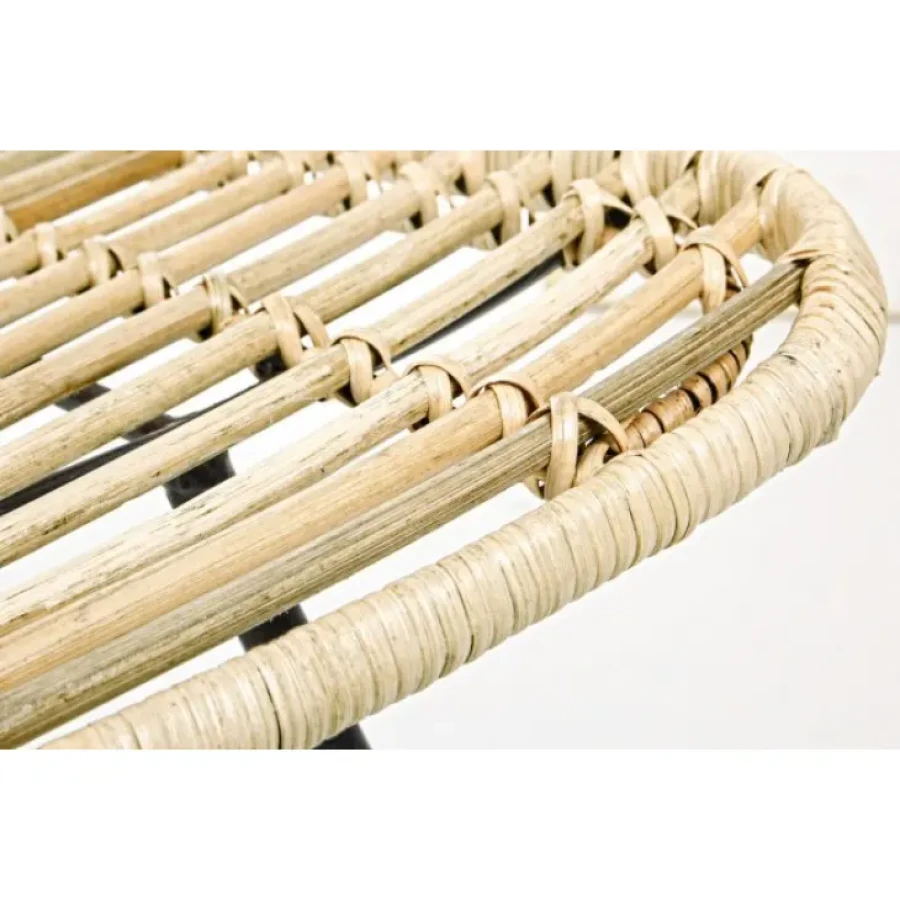 Stol LORENA natur je izdelan iz tkanja in okvir je iz jekla. Ni proporočljivo izpostavljanje neposredni sončni svetlobi ter slabemu vremenu. Material: -
