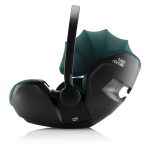 Baby-Safe je najlažji v ponudbi avtosedežev Britax R&ouml;mer in nudi ergonomsko nastavitev ležečega položaja.