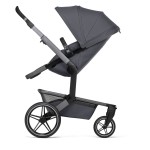 zaščito in ljubezen. Starševe roke so najvarnejši in najtoplejši prostor za malčka. A občasno si mora tudi vsak starš privoščiti malo odmora oziroma oddiha.