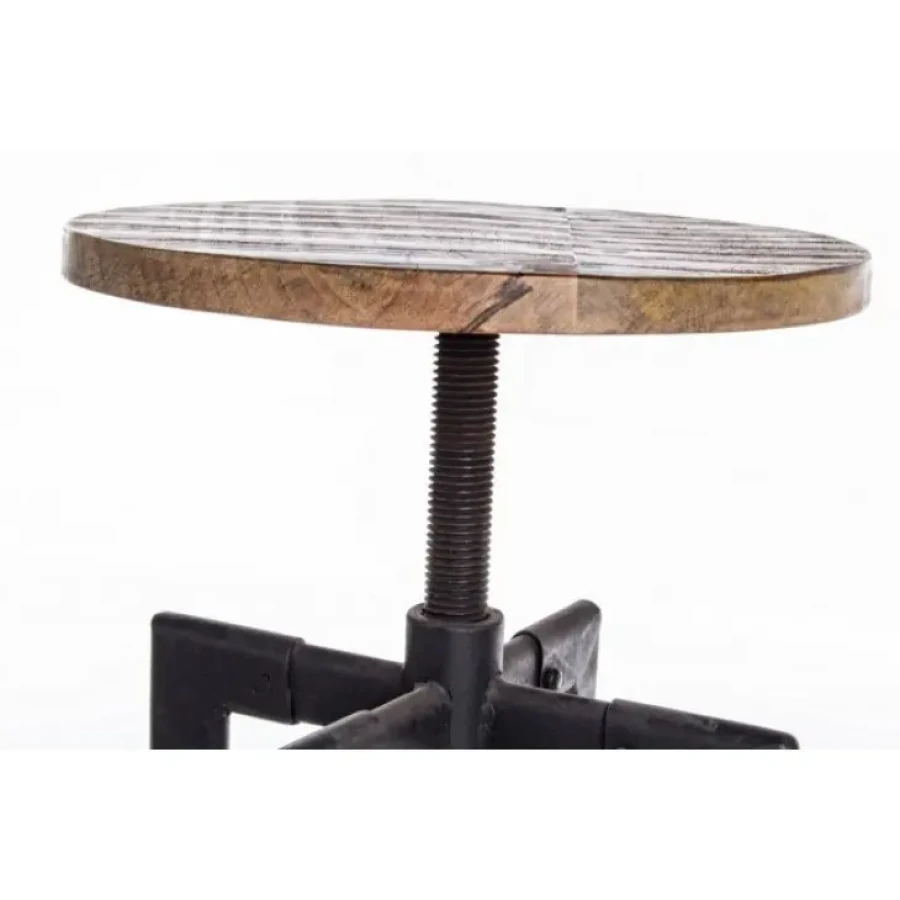 Barski stol REVOLVE je dobavljiv v črno-rjavi kombinaciji. Noga je kovinska, sedež pa je iz lesa (mango). Gre zavrtljiv stol, nastavljiv po višini.