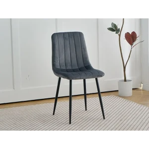 Jedilni stol FOXY velvet siva je odlična rešitev za kombiniranje v minimalističen ali industrijski stil prostora. Kombinacija sivega prešitega blaga s