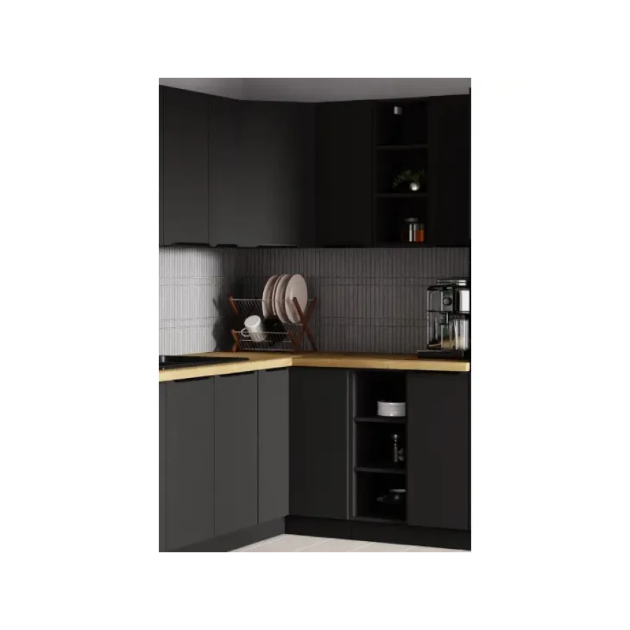 Kuhinjski blok SAŠA 315 x 250 cm je kuhinja v črni mat barvi. Kuhinja je izdelana iz oplemenitenih ivernih plošč debeline 16 mm in je oblečena v dekor,