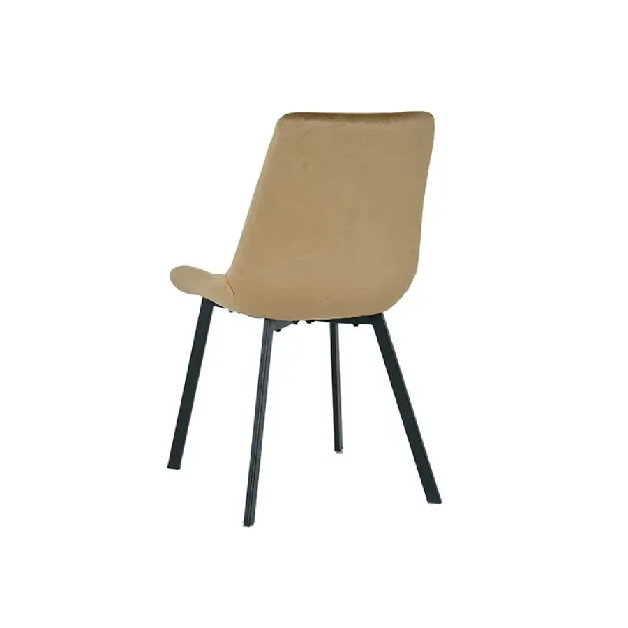 Kuhinjski stol LARA-LUX velvet beige je odlična rešitev za kombiniranje v minimalističen ali industrijski stil prostora. Kombinacija sivega prešitega blaga