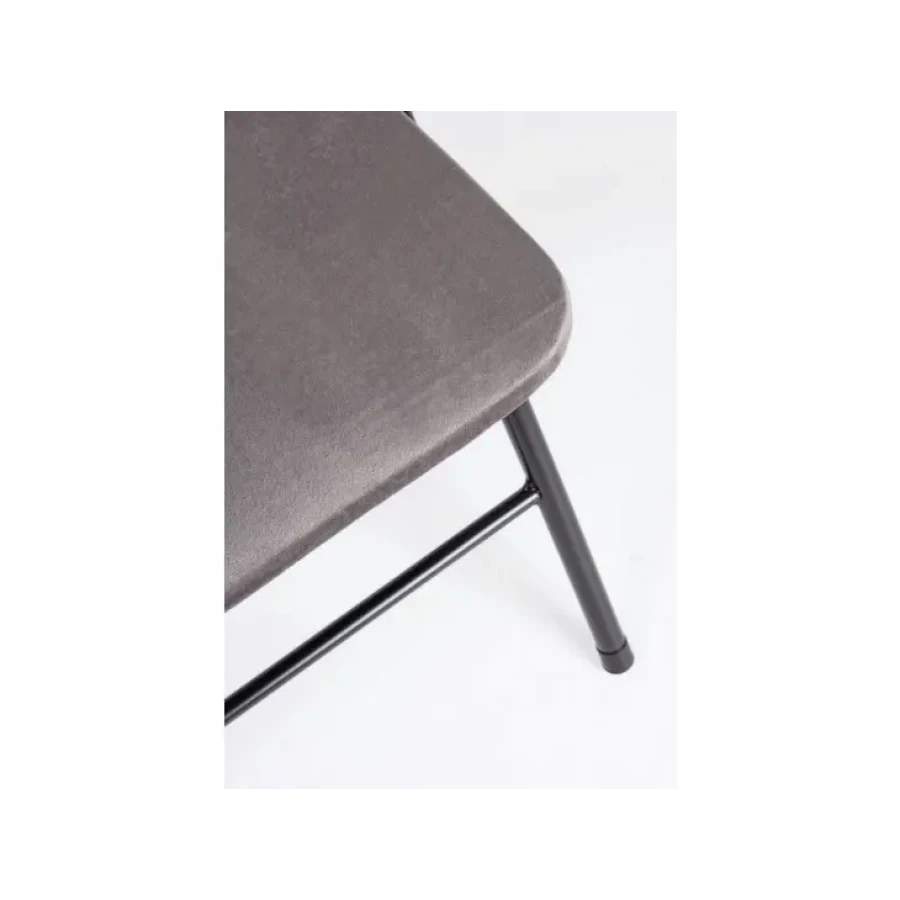 Zložljivi stol LAMAL s ima kovinski okvir in obložen je z peno, prevleka je iz 100% poliestra ki deluje kot žamet. Material: - Kovina - Pena - Poliester