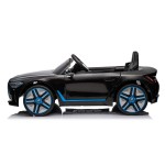 vzmetenje in nastavljiv pas na sedežu. Vrata se odprejo na obeh straneh.