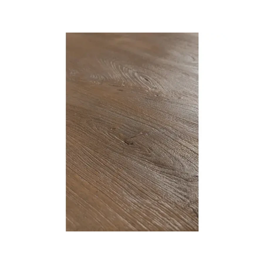 Miza DACCA D120 rjava je narejena iz mangotovega lesa. S svojo eleganco in obliko je primerna za vsak prostor. Svojo eleganco daja z nogami posebne oblike in