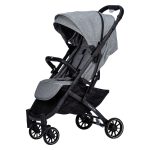 prostoren in kompakten športni voziček je najboljši spremljevalec na vseh družinskih potepanjih