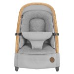 tako vas bo blagovna znamka Maxi-Cosi spremljala ne le na cesti ampak tudi doma.Maxi Cosi Kori je lahek gugalnik z ustrezno podporo in udobjem za vaše najmlajše.  Kori je opremljen z zelo mehkim vložkom iz visokokakovostnih materialov. Tako bo vaš otrok v prijetnem gugalniku od rojstva in več mesecev približno do 9kg.Gugalnik Kori lahko z eno roko nastavite v 3 različne položaje. Prehod iz nastavljivega otroškega gugalnika na fiksni sedež je možen kadarkoli. Kori je ultra lahkek (samo 2