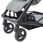 a hkrati luksuzen voziček z odličnim naslonjalom in popolnoma prilagodljivo oporo za noge.