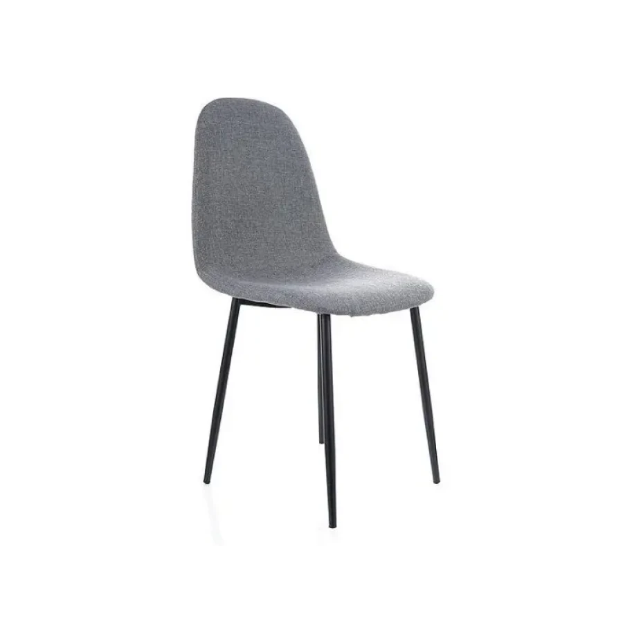 Kuhinjski stol FOXY 3 je klasično in elegantno oblikovan. Tanke noge so iz kovine v črni mat barvi, tako je stol hkrati eleganten kakor tudi trpežen in