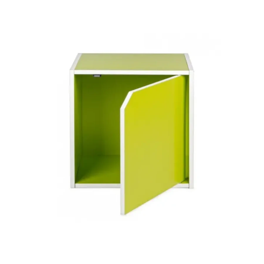Okrasna kocka CUBO zelena je narejena iz vezane plošče v sivi barvi. Vsebuje vratca. Material: - Vezana plošča Barva: - Zelena Dimenzije: širina: 35cm