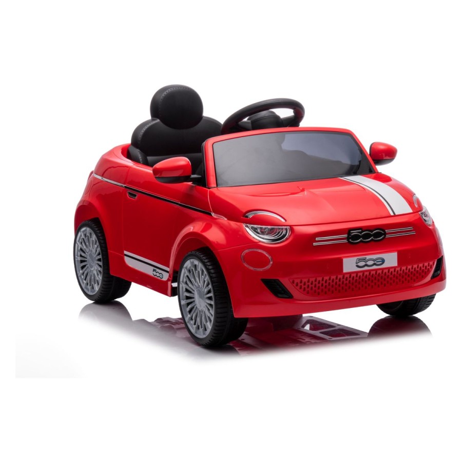 Licenčni avtomobil Fiat omogoča otroku nadzorovano ali samostojno odkrivanje neposredne okolice v udobju lastnega avtomobila. Za popolno izkušnjo vožnje ima avtomobil žaromete