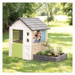 ki se lahko uporabi za peskovnik ali majhen vrtiček