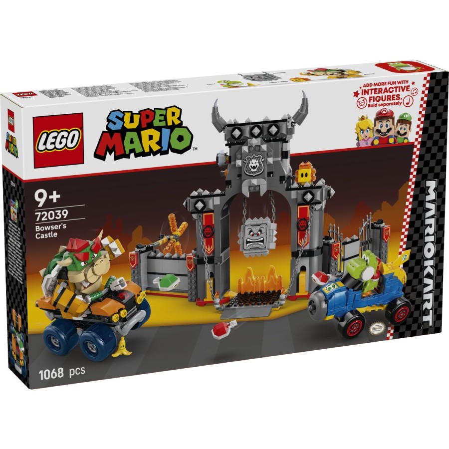 Zaženi motorje za epske dirke na prizorišču Bowser's Castle! Z Bowserjem v Standard ATV-ju in Yoshijem v Mach 8 gokartu lahko voziš