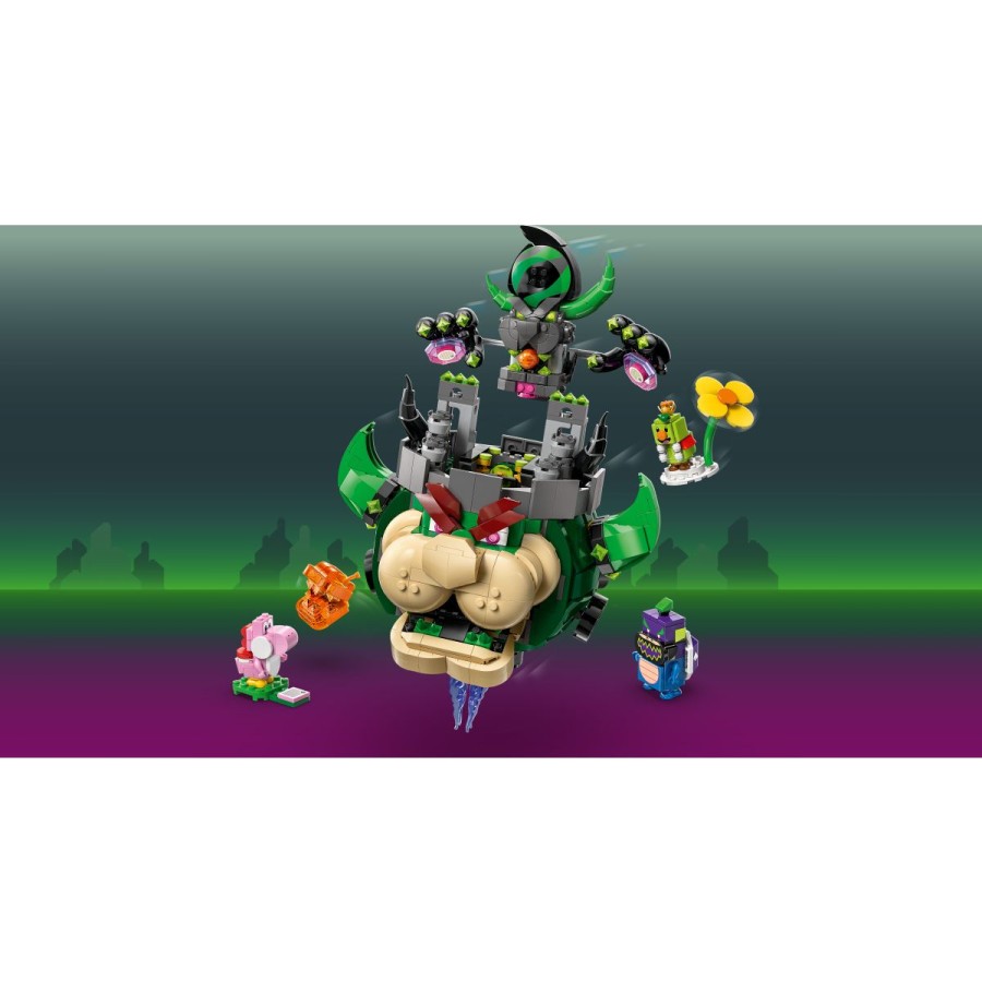 da poleti. Ali pa dvigni samo glavo gradu Castle Bowser in izstreli ognjeno kroglo iz njegovega gobca. Kompletu dodaj like LEGO® Mario™