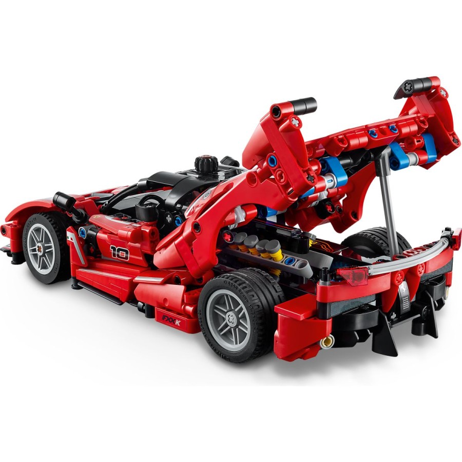 da si ogledaš motor V12. Preizkusi diferencial in glej