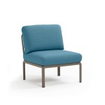 Centralni element KOMODO, ki je lahko kot osrednji element element vrtne sedežne garniture, troseda ali služi kot tabure ali klubske miza. Poljubno sestavite