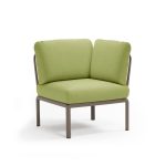 Kotni element KOMODO, ki je lahko kot kotni del vrtne sedežne garniture. Poljubno sestavite svoj sestav, ki bo ustrezal vam in vašemu prostoru. Dimenzije