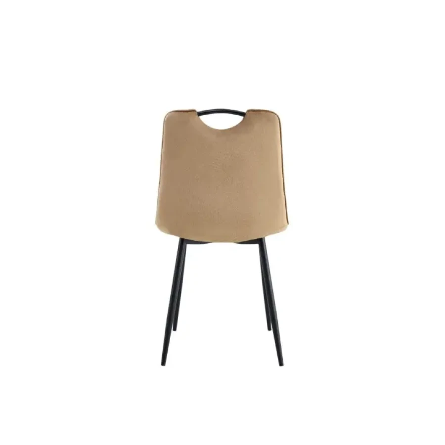 Jedilni stol VALERIO velvet beige je odlična rešitev za kombiniranje v minimalističen ali industrijski stil prostora. Kombinacija rjavega prešitega blaga s