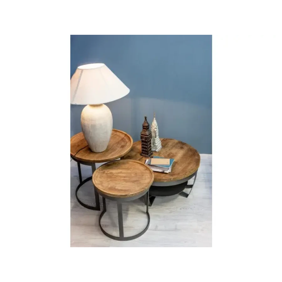 Klubska miza NARVIK D65 je eleganten kos pohištva, ki se poda v vsak prostor. Spodnji del mizice je narejen iz kovine, kar zagotavlja dodatno stabilnost in